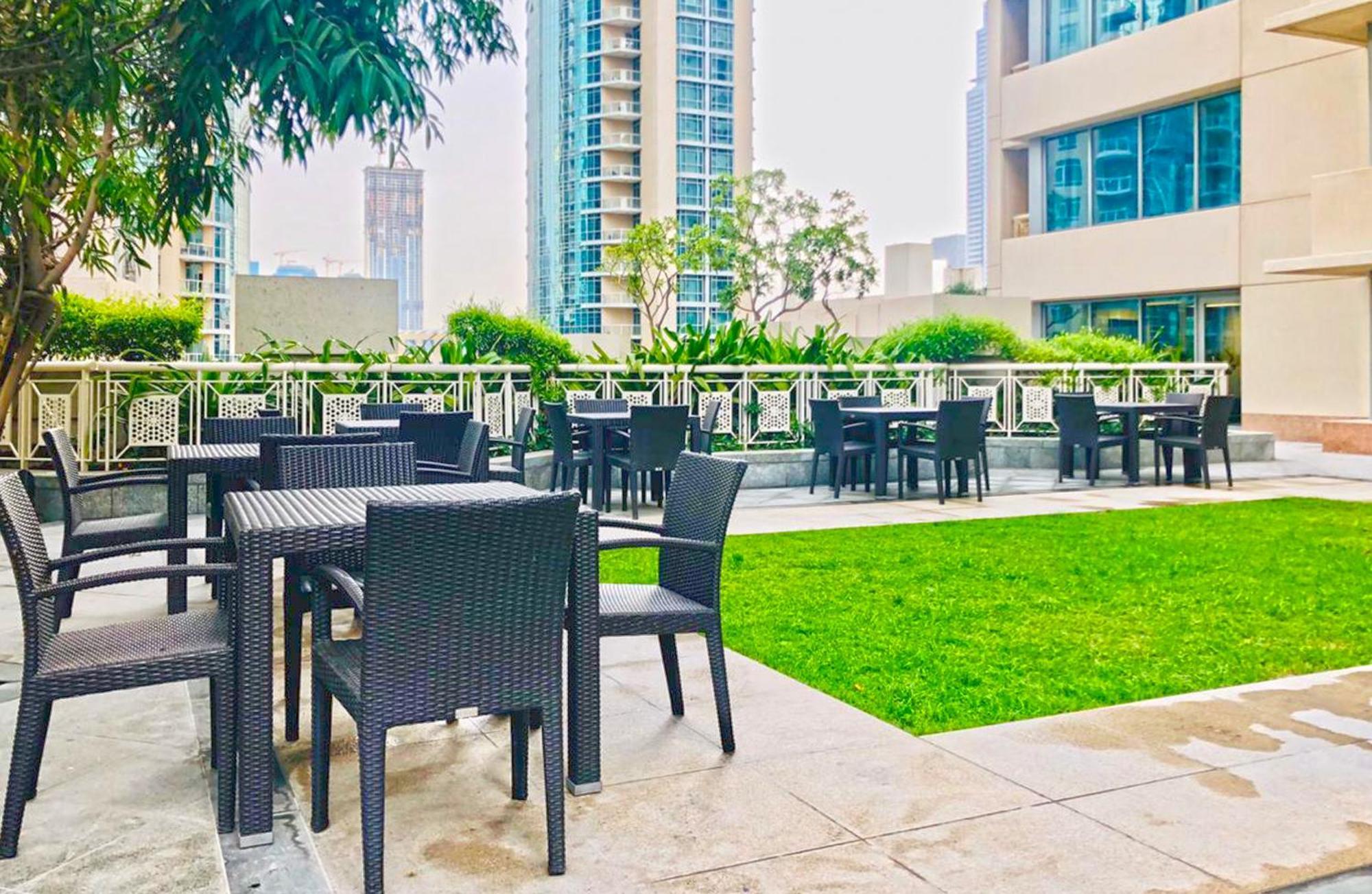 Spectacular Burj Khalifa View 2Br 29 Boulevard Tower 2 Dubai Exterior photo